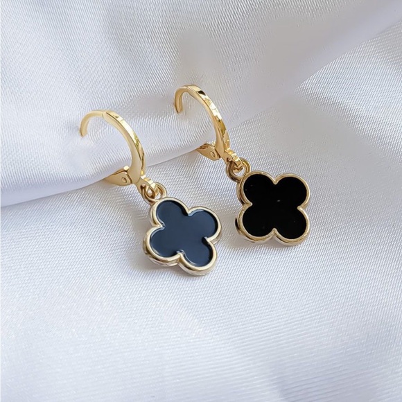 🌸3/$25 🆕 Gold and Black Enamel Lucky Clover Huggie Hoop Dangle Earrings - Picture 9 of 11